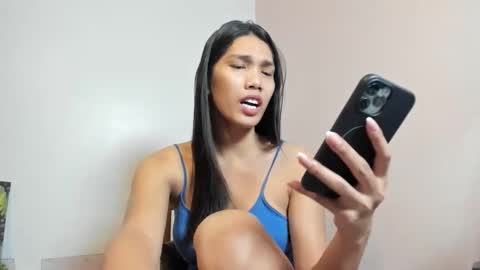 sara online show from February 22, 2:45 am