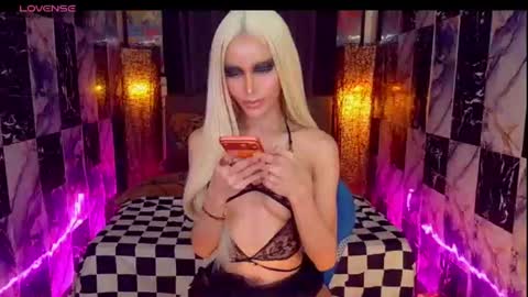 KATARINA LUST online show from July 16, 11:11 pm