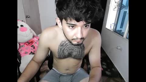 Snapshot of seduxionduo chatting on November 16, 3:39 pm seduxionduo online show from November 16, 3:39 pm