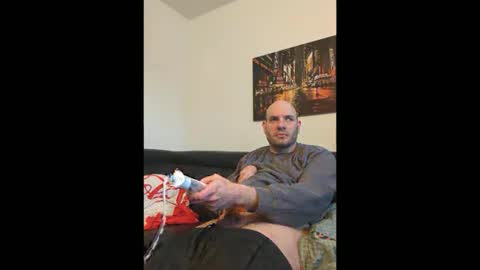 Snapshot of seeebi chatting on March 10, 6:07 am Sebastian online show from March 10, 6:07 am