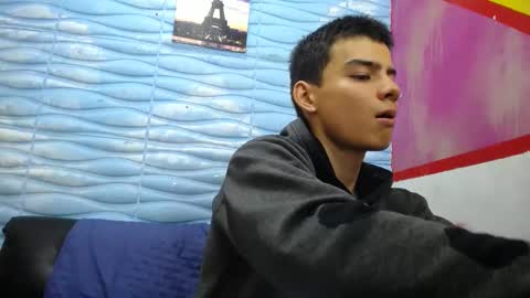 Snapshot of seigfried0 chatting on February 21, 6:59 pm Seigfried online show from February 21, 6:59 pm