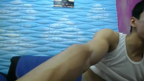 Snapshot of seigfried0 chatting on March 8, 7:20 pm Seigfried online show from March 8, 7:20 pm