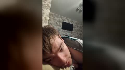 seksiboy854064 online show from July 7, 11:53 pm