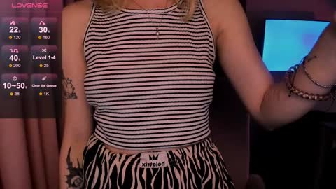 Snapshot of selectrra chatting on January 15, 2:13 pm selectrra online show from January 15, 2:13 pm