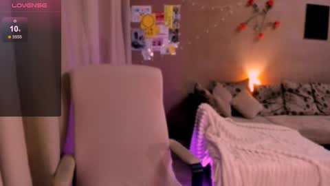 selectrra online show from December 3, 7:12 pm