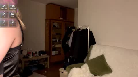 Sophia online show from December 14, 6:34 pm