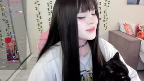 Snapshot of selena___cute chatting on February 24, 6:38 am Selena online show from February 24, 6:38 am