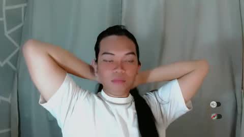 Selena online show from February 6, 1:32 am