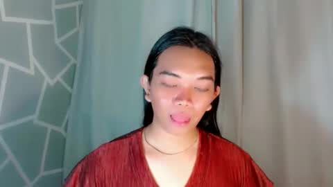 Selena online show from March 6, 2:13 pm