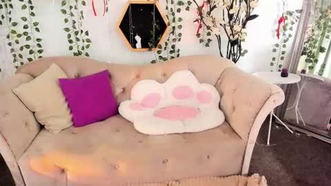 Snapshot of selena_muse_ chatting on March 4, 1:50 pm Selena online show from March 4, 1:50 pm