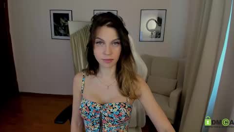 Selena online show from January 30, 9:15 am