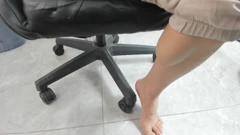 selena roberts online show from October 14, 2:51 pm