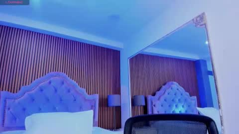 selenastonne online show from November 2, 7:49 pm