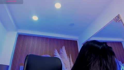 selenastonne online show from February 6, 9:18 pm