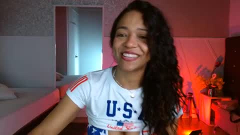 Snapshot of selene_bubble chatting on July 1, 2:07 pm Selene online show from July 1, 2:07 pm