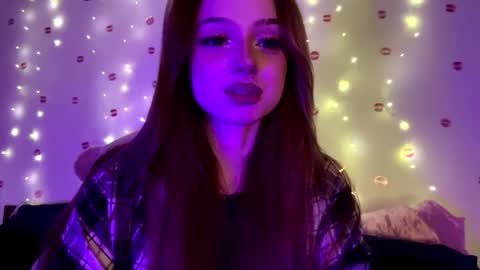 Snapshot of selenegupta chatting on June 2, 10:28 am Kylie online show from June 2, 10:28 am