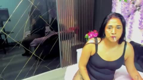 Snapshot of selenerose69 chatting on December 3, 1:46 am selenerose69 online show from December 3, 1:46 am