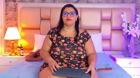 Selenna Cooper online show from March 21, 11:48 am