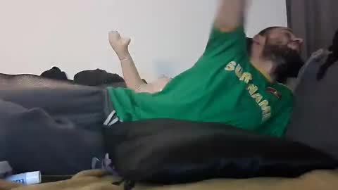 Julian Kinky Bi-guy online show from February 2, 5:48 pm