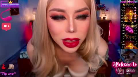 Snapshot of selina_diorxxx chatting on December 29, 3:44 am Will You Be My CumDumpster in Real Drink My Milk online show from December 29, 3:44 am