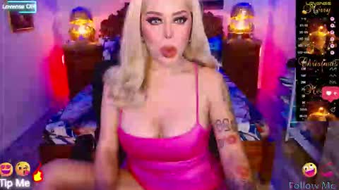 Snapshot of selina_diorxxx chatting on September 22, 4:47 am Will You Be My CumDumpster in Real Drink My Milk online show from September 22, 4:47 am