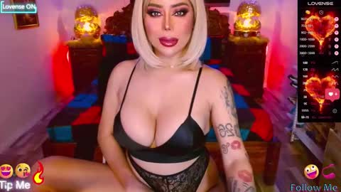 Snapshot of selina_diorxxx chatting on October 3, 5:04 am Will You Be My CumDumpster in Real Drink My Milk online show from October 3, 5:04 am