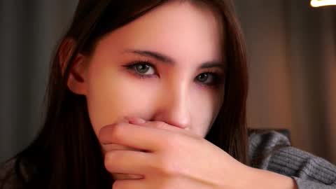 Elizabeth online show from November 24, 3:12 pm