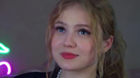 SelinSwarovski online show from January 29, 1:48 am