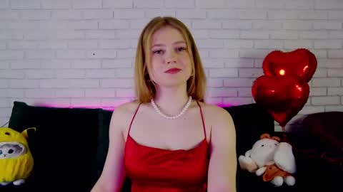 SelinSwarovski online show from February 15, 4:34 pm