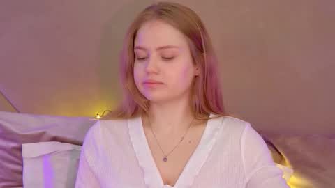 SelinSwarovski online show from September 12, 4:29 pm