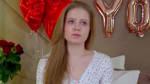 SelinSwarovski online show from February 18, 7:54 pm