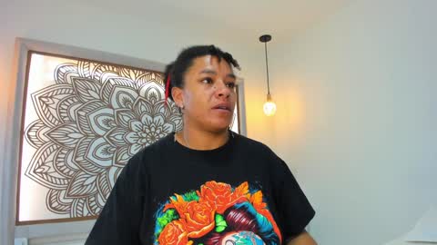 Snapshot of selket_ chatting on January 9, 11:03 am Selket online show from January 9, 11:03 am