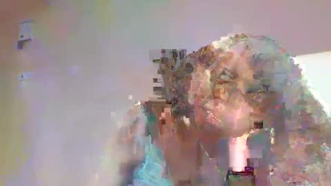 Snapshot of sellinprencess2 chatting on March 28, 11:48 pm verah online show from March 28, 11:48 pm