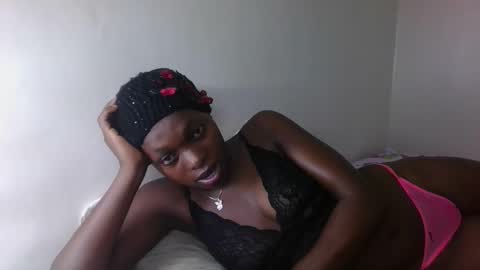 sellinprinces online show from October 17, 10:45 pm