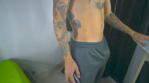 sem_alas online show from February 28, 2:53 am