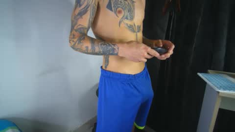 sem_alas online show from November 8, 10:41 pm