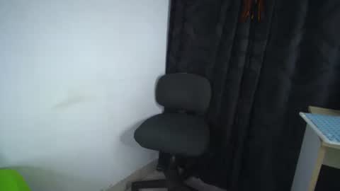 sem_alas online show from November 20, 1:17 am