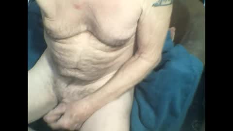 Snapshot of semajstretsa chatting on January 9, 6:26 pm frederick online show from January 9, 6:26 pm