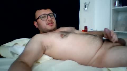 Snapshot of sementalpajero chatting on January 4, 12:38 pm sementalpajero online show from January 4, 12:38 pm