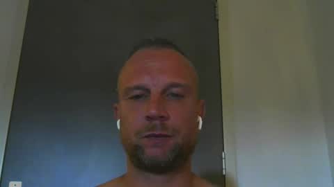 sence08 online show from October 27, 11:47 am