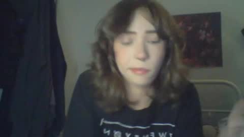 goddess esme  online show from October 25, 11:43 pm