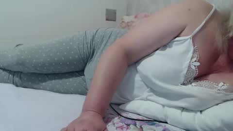 Lenna online show from February 3, 6:49 pm