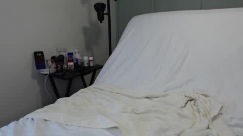 Snapshot of sensatyr chatting on January 2, 8:35 pm Daddy Dave online show from January 2, 8:35 pm