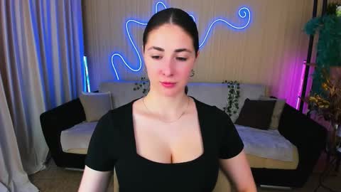 Snapshot of sensitiveheartt chatting on October 20, 7:25 pm sensitiveheartt online show from October 20, 7:25 pm