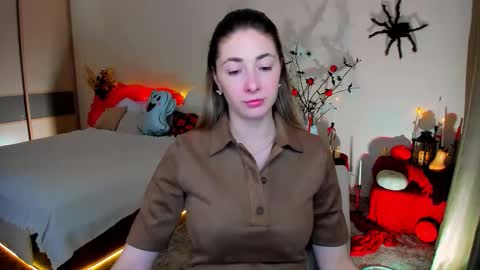 Snapshot of sensitiveheartt chatting on October 25, 11:29 am sensitiveheartt online show from October 25, 11:29 am