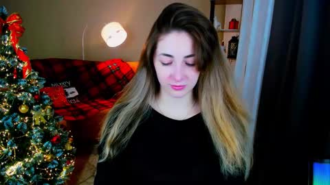 sensitiveheartt online show from January 11, 7:30 pm