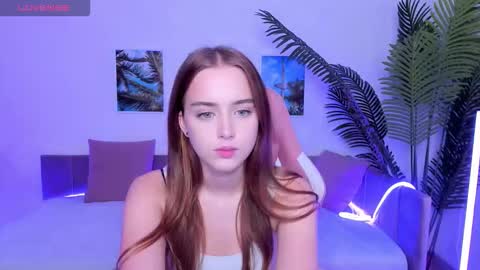 Snapshot of sensual_amy_ chatting on September 26, 8:29 am Emily online show from September 26, 8:29 am