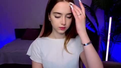 Emily  online show from April 7, 1:50 am