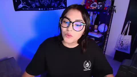 Camille and sophie online show from July 9, 12:04 am