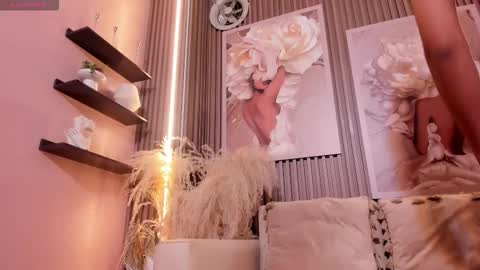 sensual_shanel online show from March 19, 1:53 am